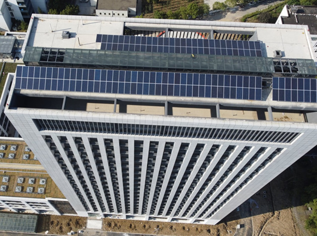 50.49 کیلو وات پروژه خورشیدی توزیع شده پشت بام برای مدرسه