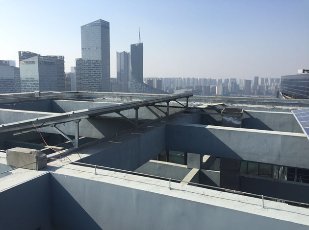 سیستم خورشیدی پشت بام 20 کیلوواتی شبکه ای برای ساختمان های تجاری